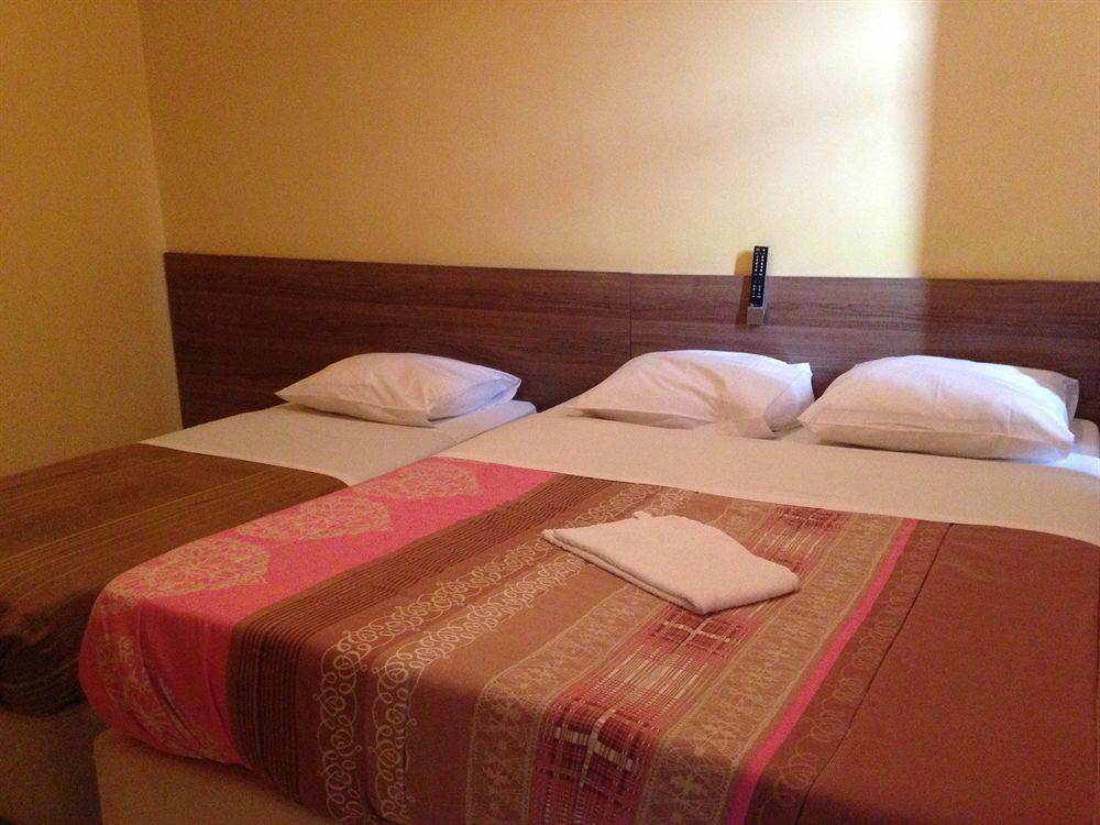 Royal Hotel Брюксел Екстериор снимка