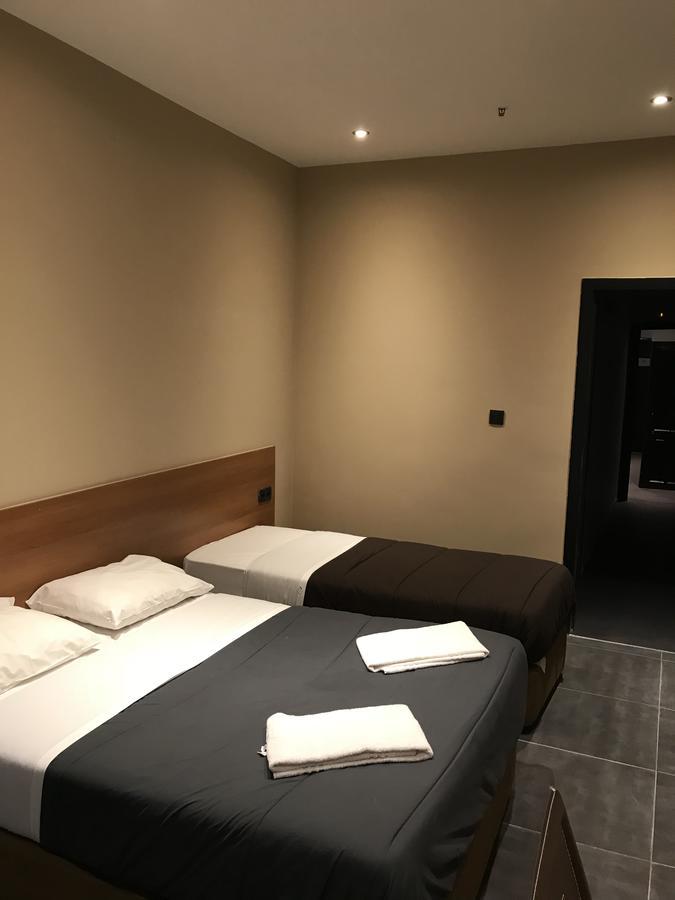 Royal Hotel Брюксел Екстериор снимка