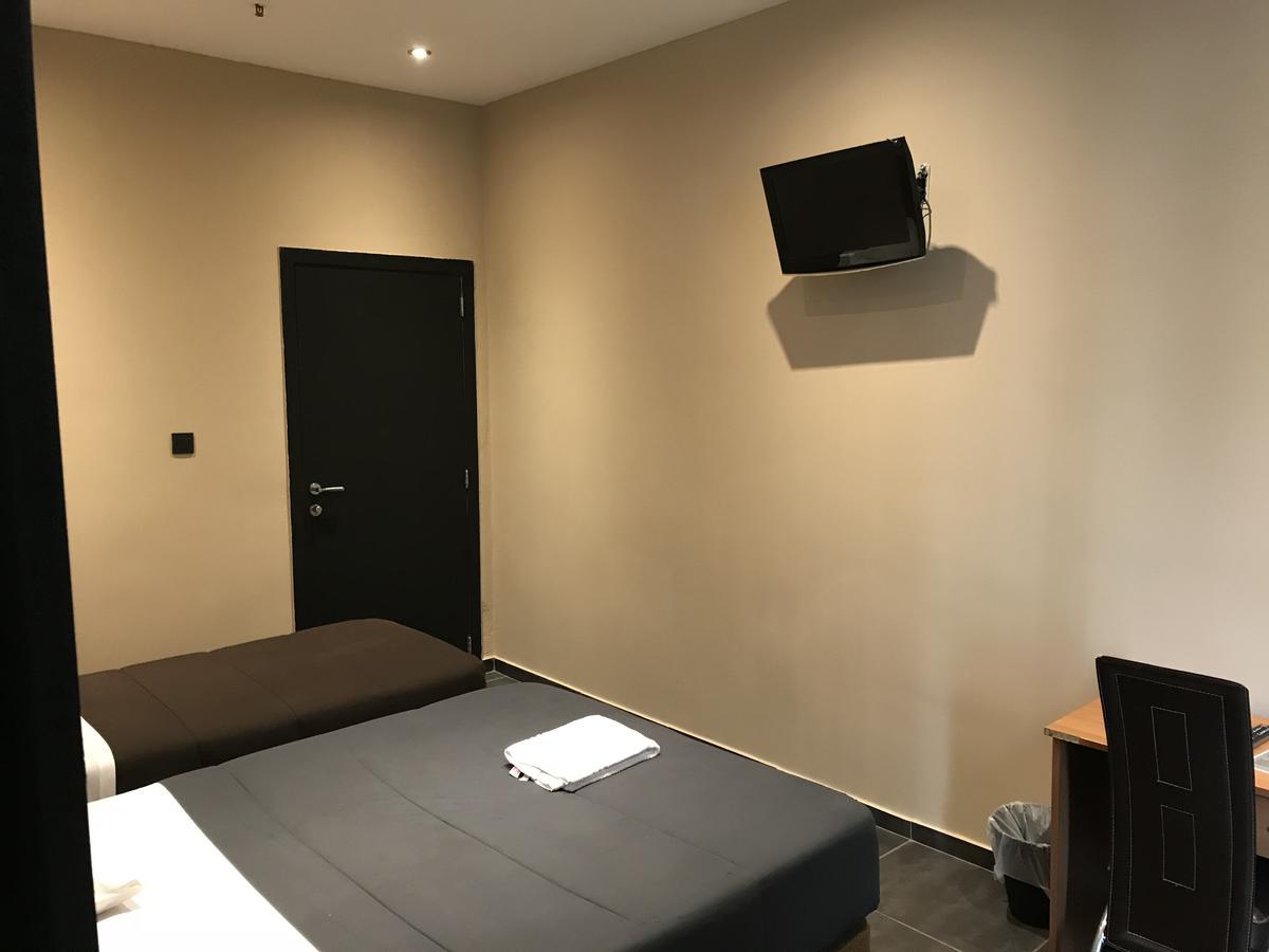 Royal Hotel Брюксел Екстериор снимка