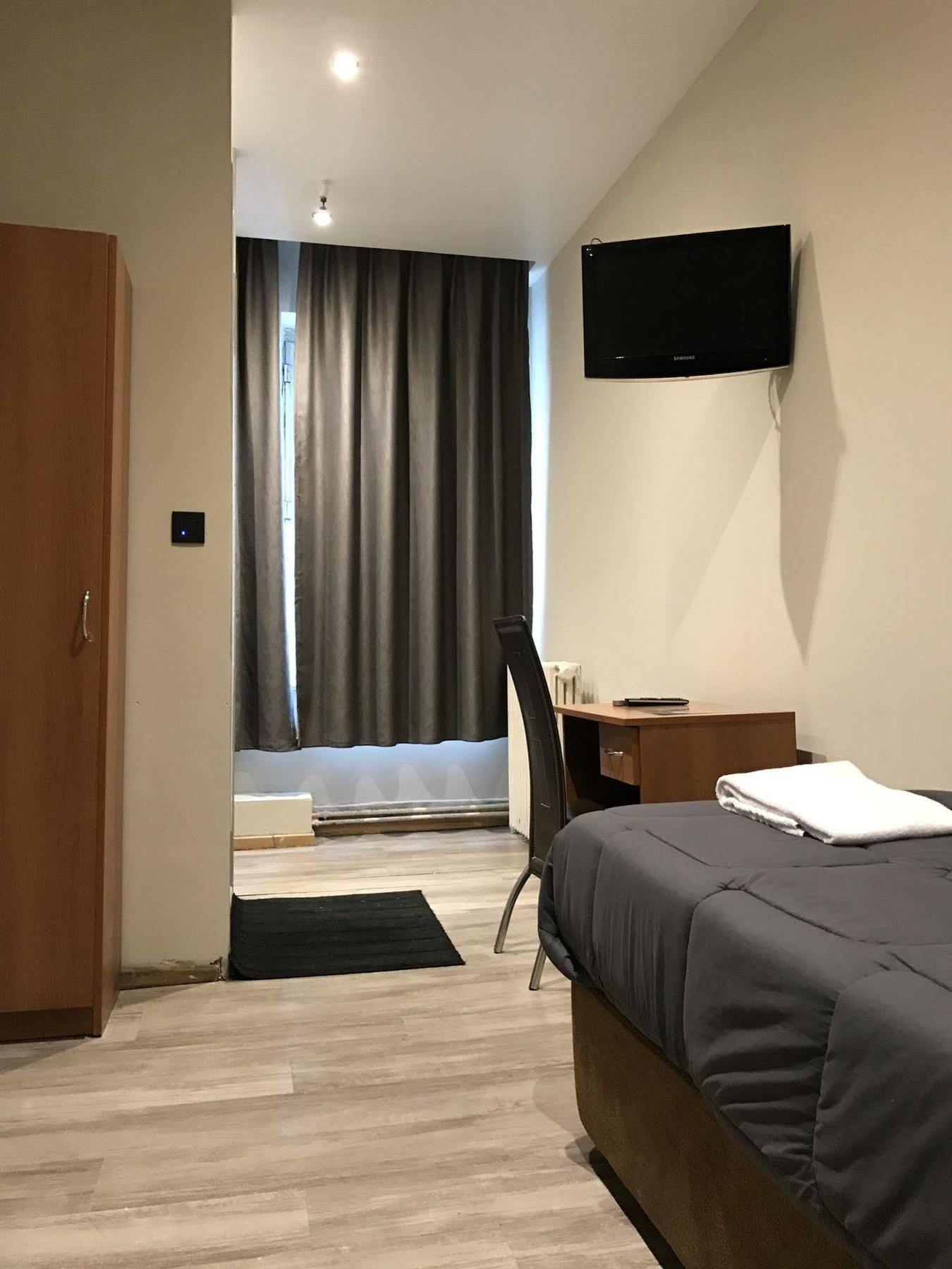 Royal Hotel Брюксел Екстериор снимка