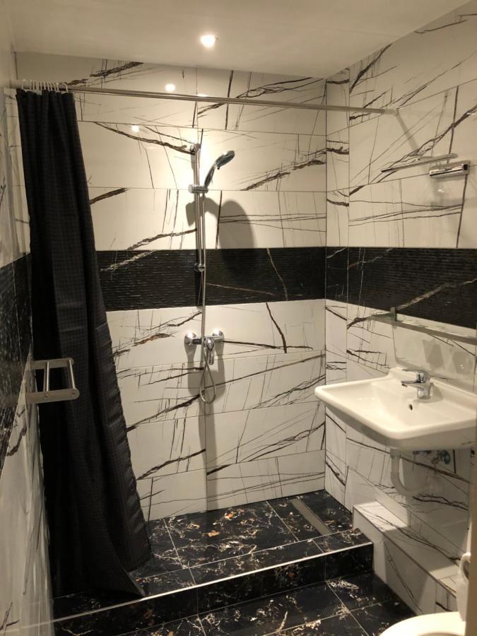 Royal Hotel Брюксел Екстериор снимка